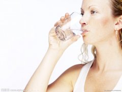 爱惠浦：用最好的净水器，喝最健康的饮用水