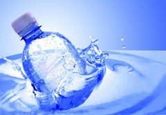 爱惠浦净水器过滤后的水是纯净水还是矿泉水？