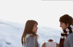 爱惠浦净水器：国庆探亲送礼不二之选