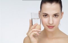 爱惠浦净水器让女人健康，愈美丽